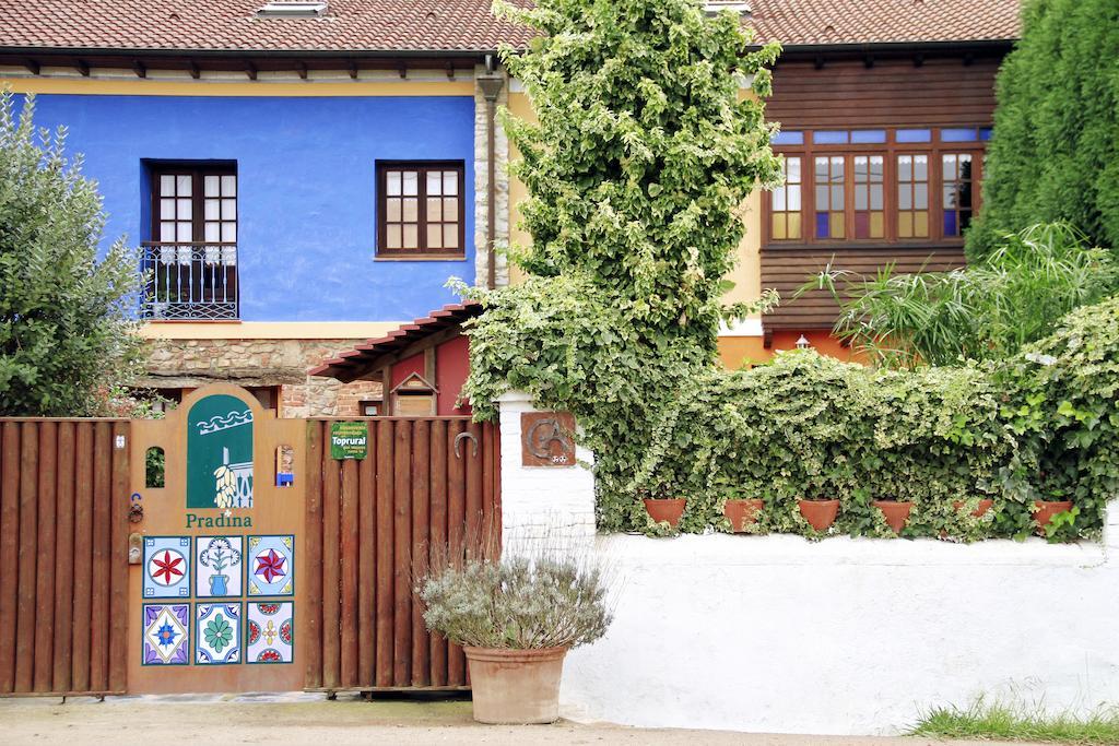 Casas Rurales Pradina I Y II Luanco Rum bild